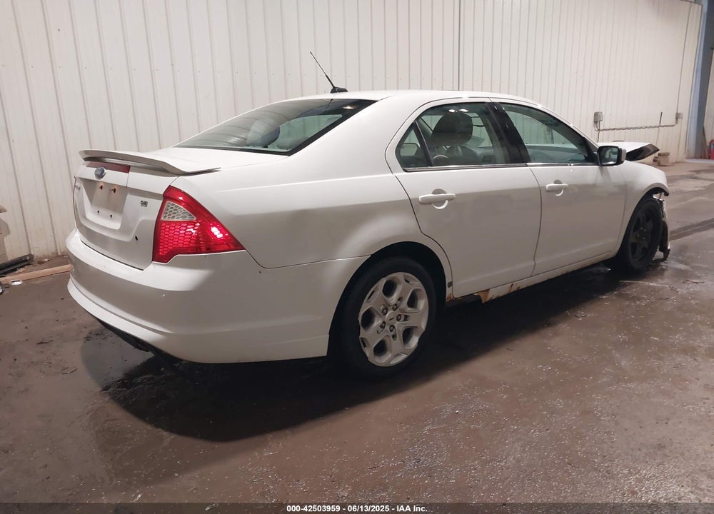 2011 FORD FUSION VIN: 3FAHP0HA4BR242116