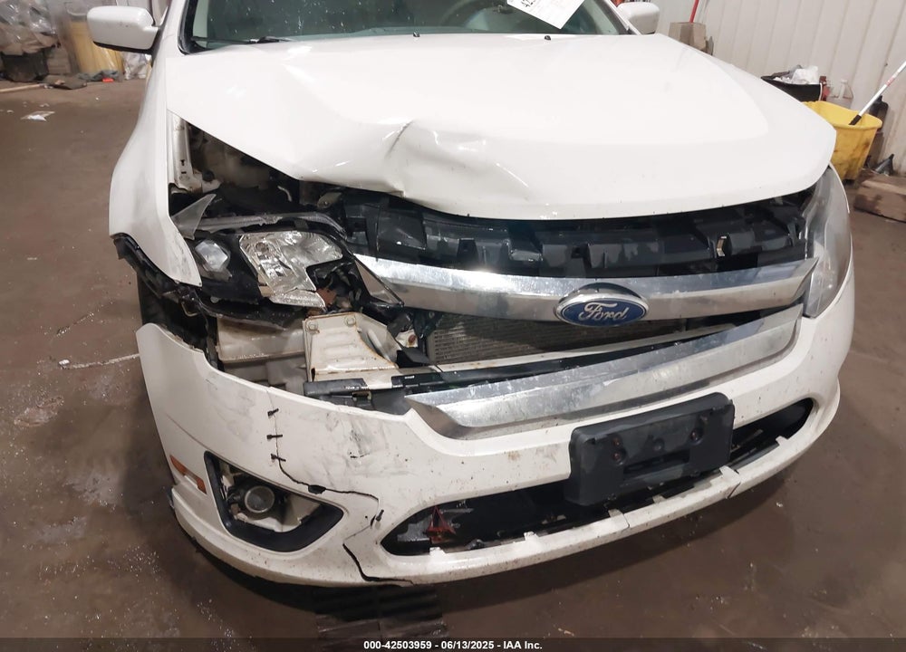 2011 FORD FUSION VIN: 3FAHP0HA4BR242116