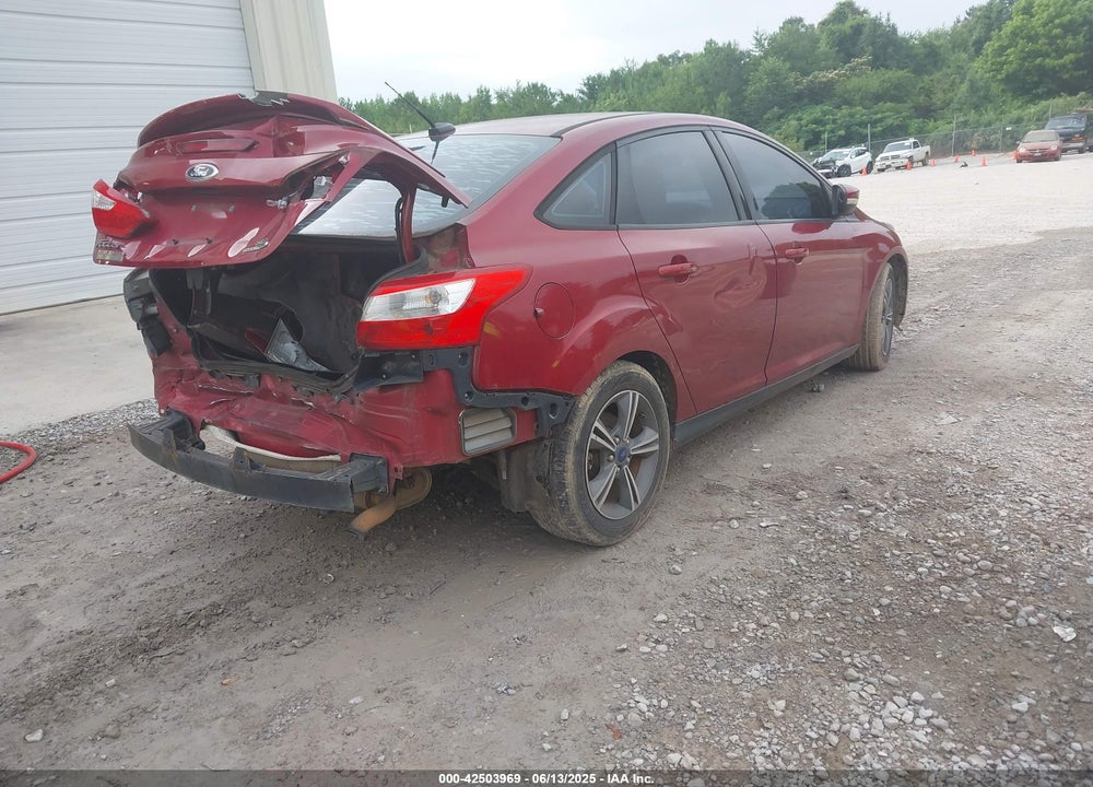 2014 FORD FOCUS SE VIN: 1FADP3F22EL359725