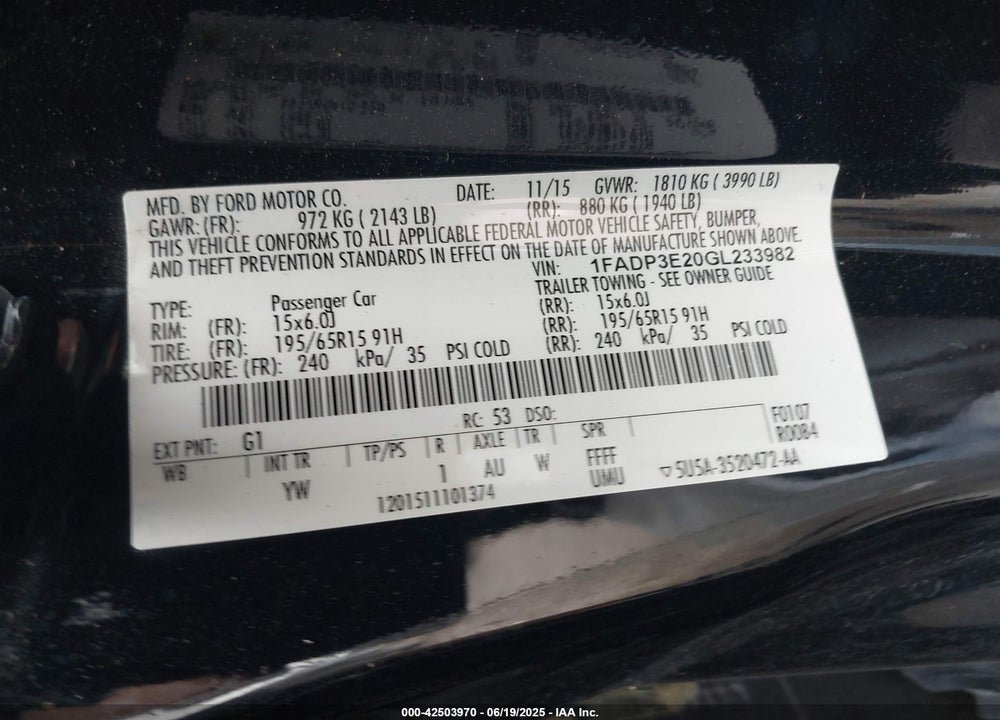 2016 FORD FOCUS VIN: 1FADP3E20GL233982