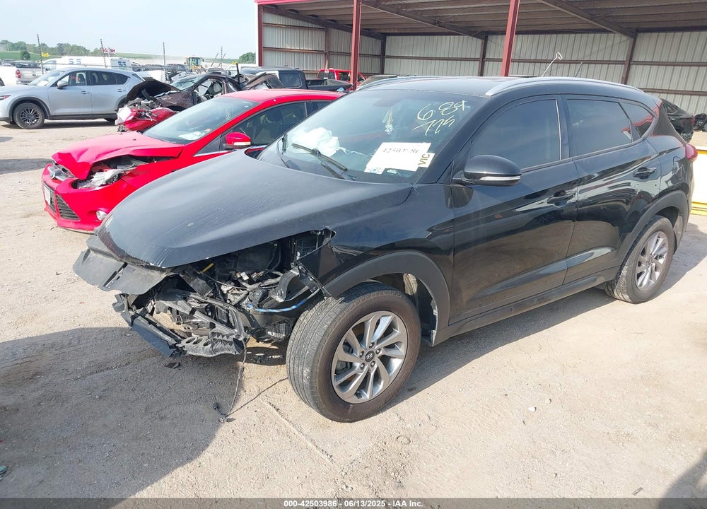 2016 HYUNDAI TUCSON VIN: KM8J3CA24GU127426