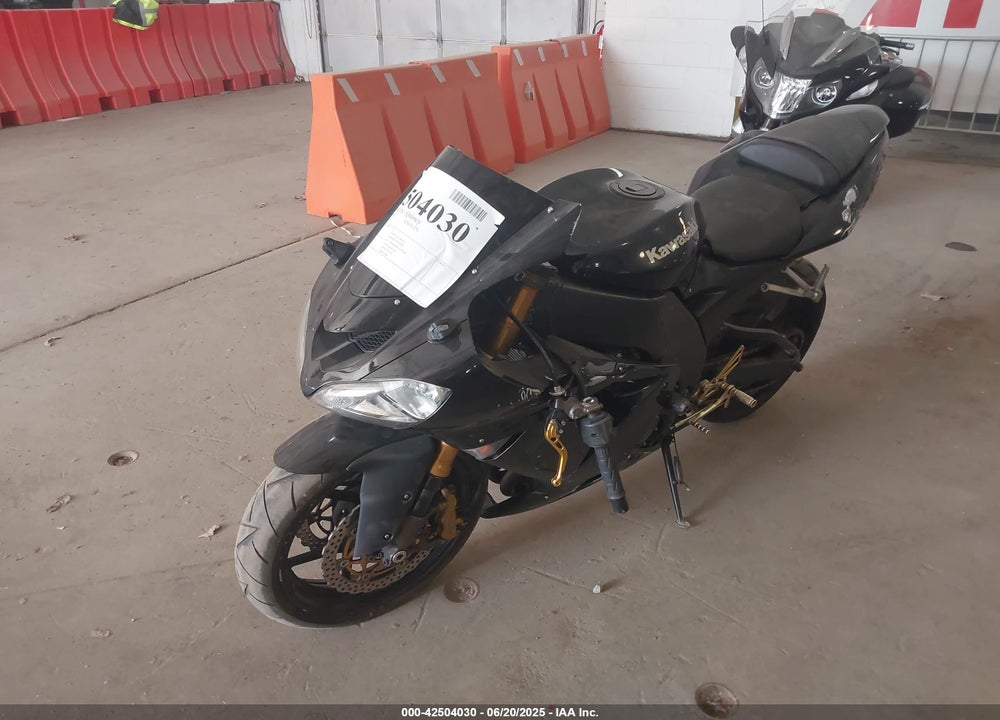 2004 KAWASAKI NINJA ZX 10R VIN: JKAZXCC174A015002