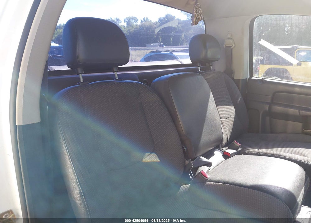 2004 DODGE RAM 1500 ST VIN: 1D7HA16K14J102251