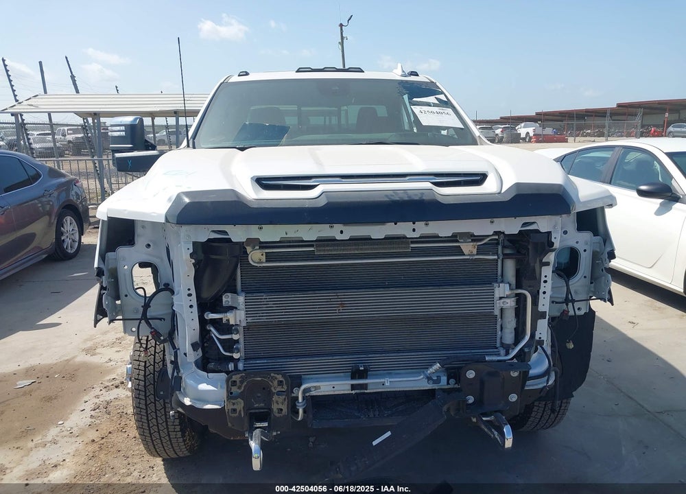 2025 GMC SIERRA 3500HD 4WD  LONG BED DENALI ULTIMATE VIN: 1GT4UYEY4SF213228