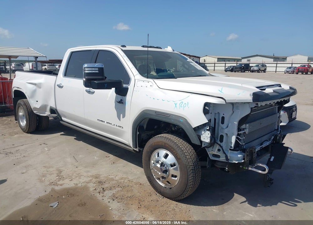 2025 GMC SIERRA 3500HD 4WD  LONG BED DENALI ULTIMATE VIN: 1GT4UYEY4SF213228