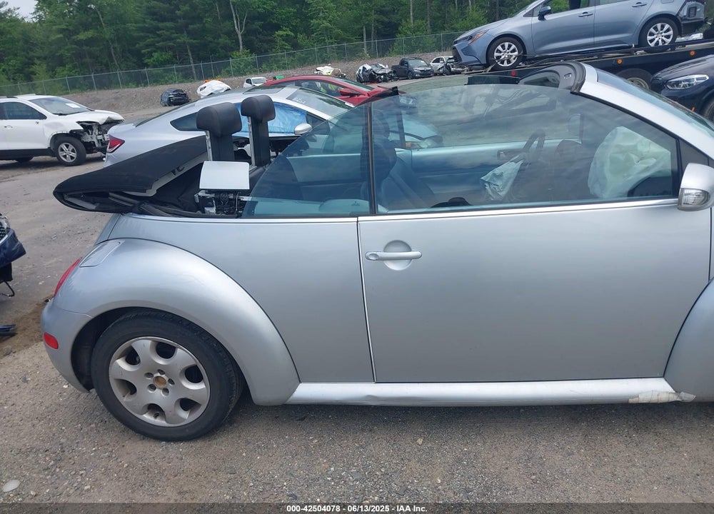 2003 VOLKSWAGEN NEW BEETLE GLS VIN: 3VWCK21YX3M316253