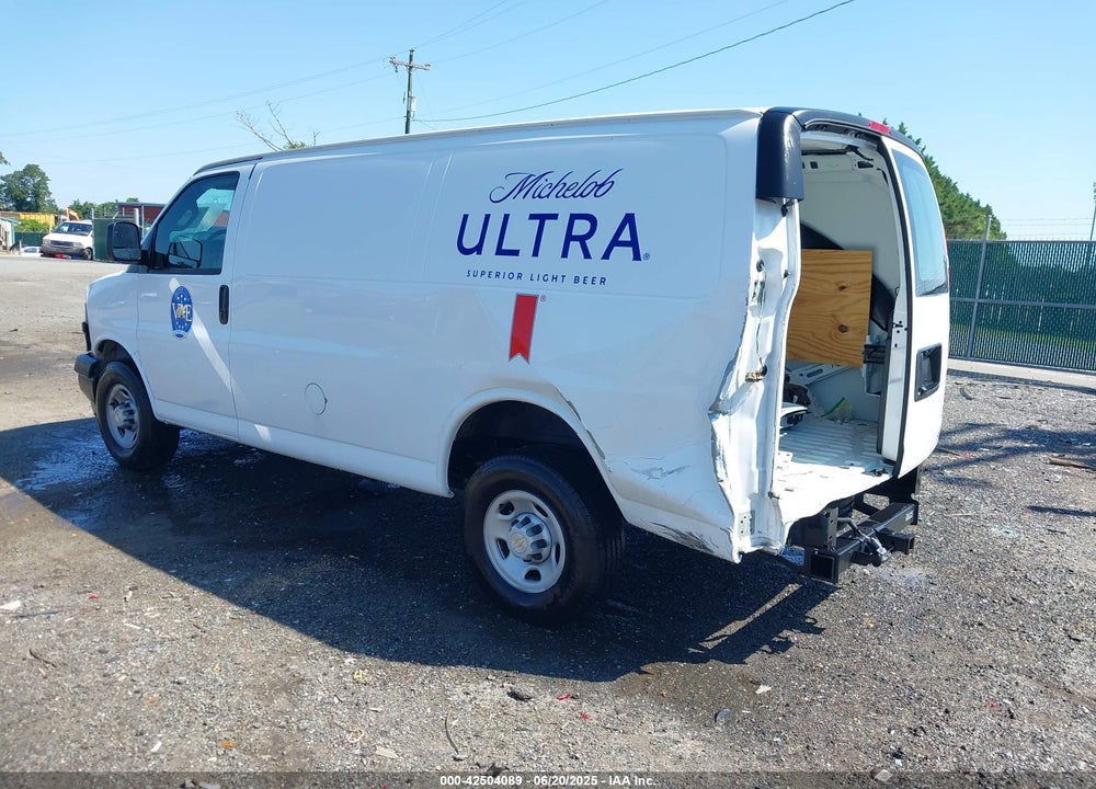 2024 CHEVROLET EXPRESS CARGO RWD 2500 REGULAR WHEELBASE WT VIN: 1GCWGAFP6R1216135