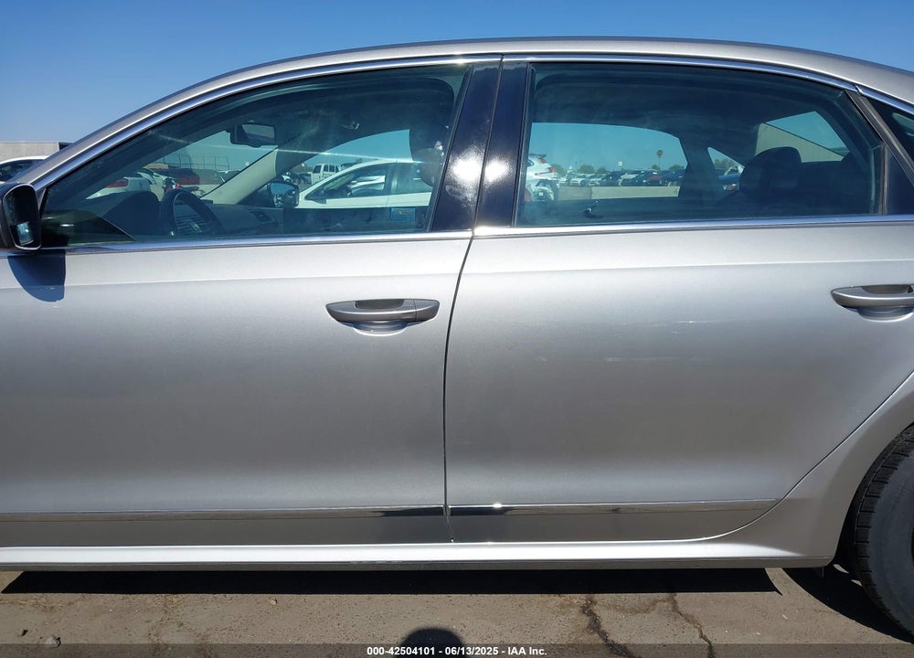 2013 VOLKSWAGEN PASSAT VIN: 1VWCN7A39DC047044