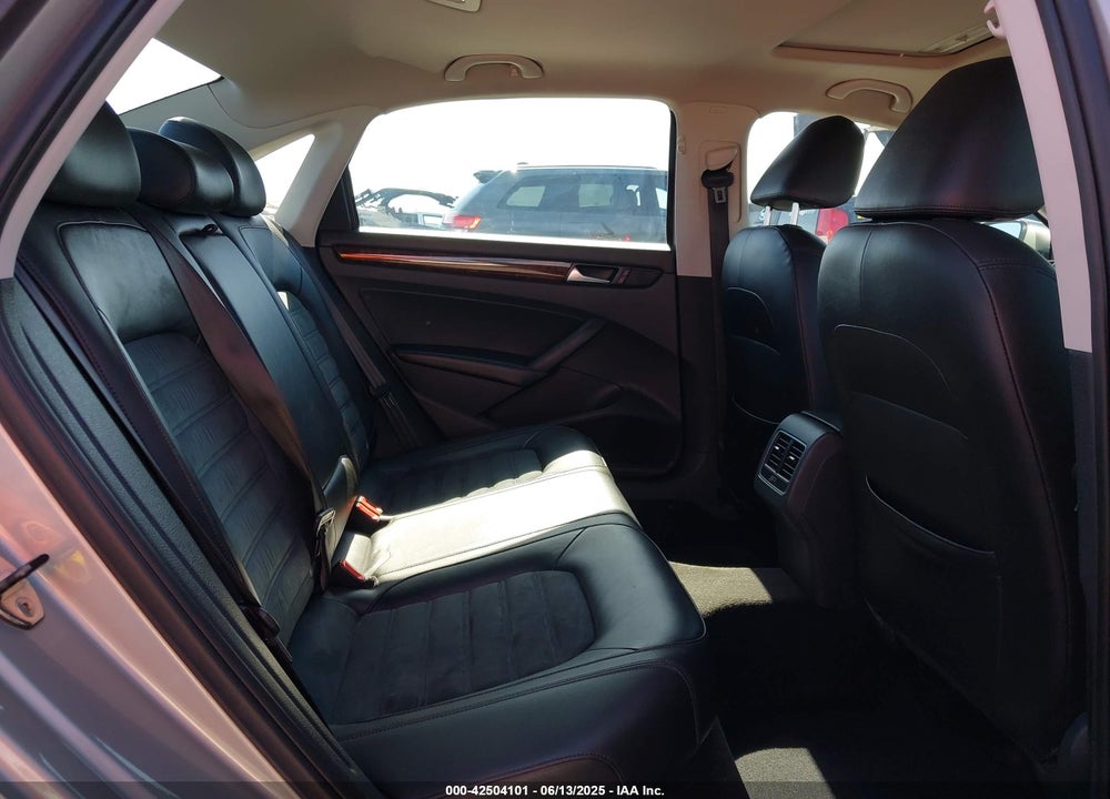 2013 VOLKSWAGEN PASSAT VIN: 1VWCN7A39DC047044