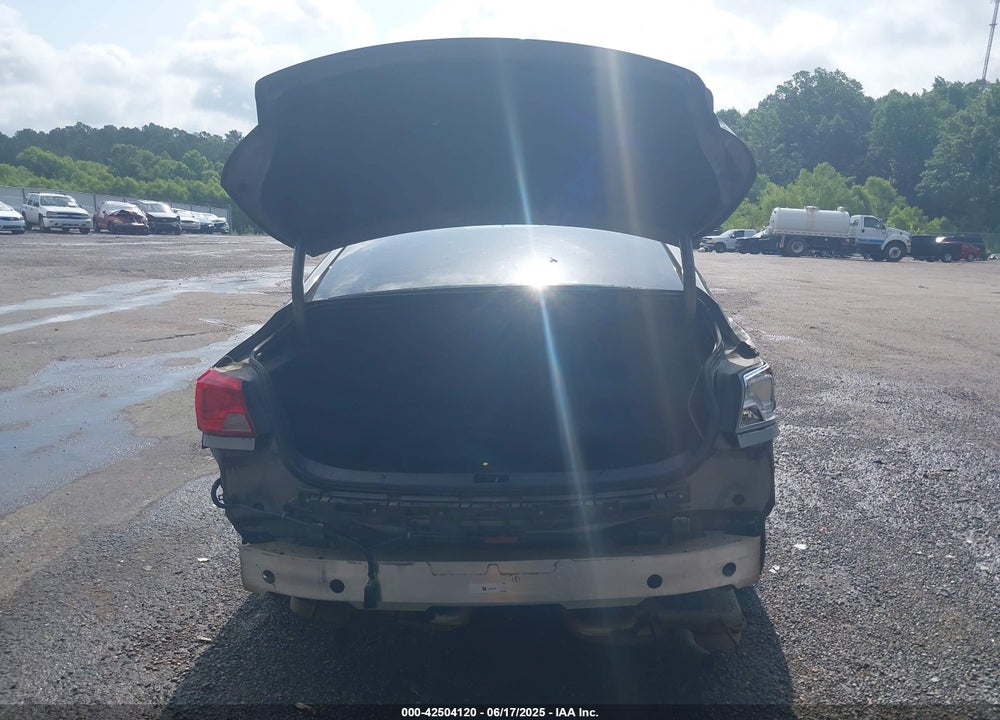 2018 CHEVROLET IMPALA VIN: 2G1125S35J9110805