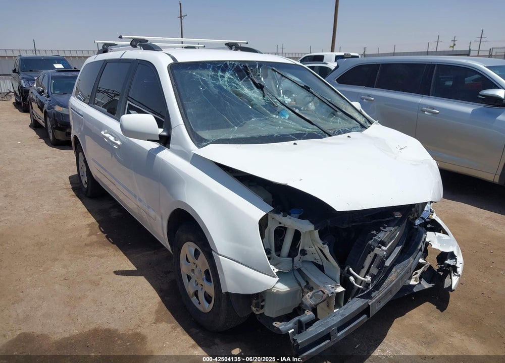 2010 KIA SEDONA LX VIN: KNDMG4C38A6357337
