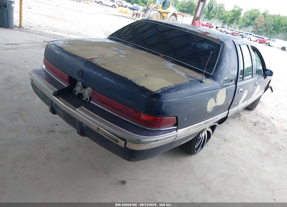 1992 BUICK ROADMASTER VIN: 1G4BN5379NR441396