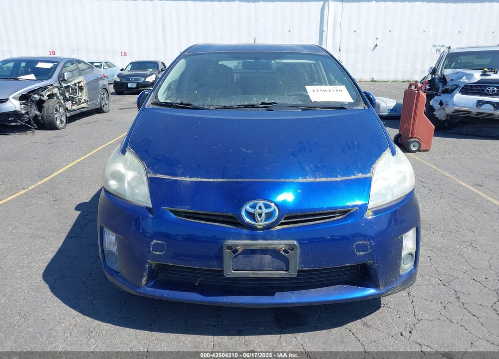 2011 TOYOTA PRIUS TWO VIN: JTDKN3DU0B0253881