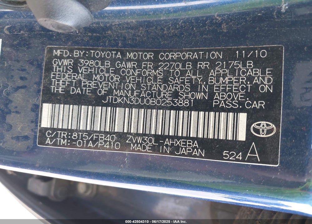 2011 TOYOTA PRIUS TWO VIN: JTDKN3DU0B0253881