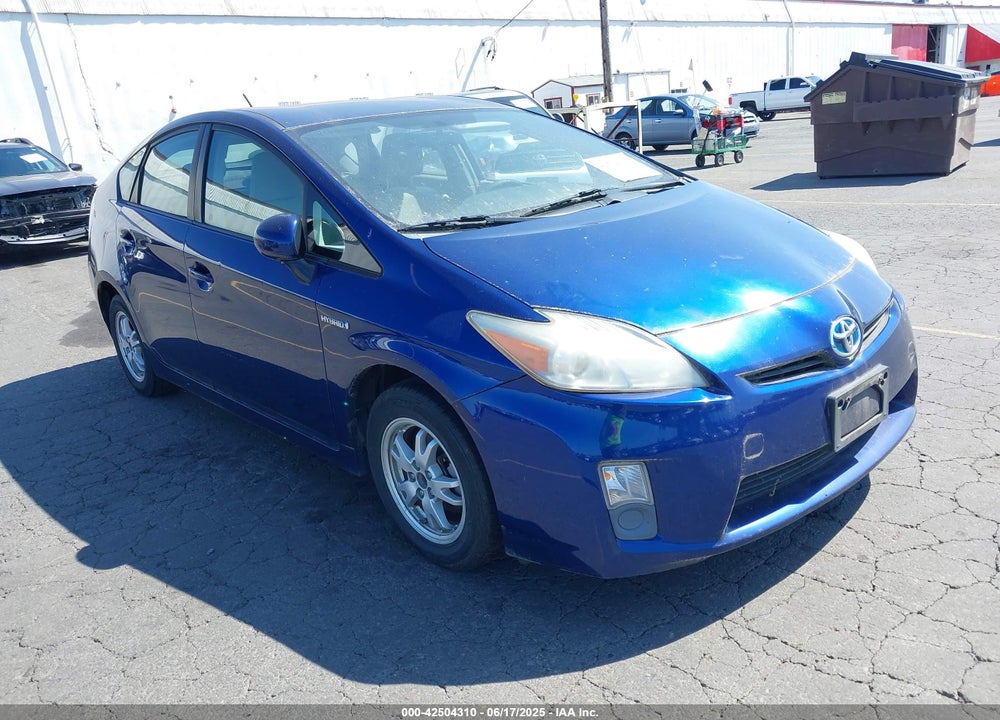 2011 TOYOTA PRIUS TWO VIN: JTDKN3DU0B0253881