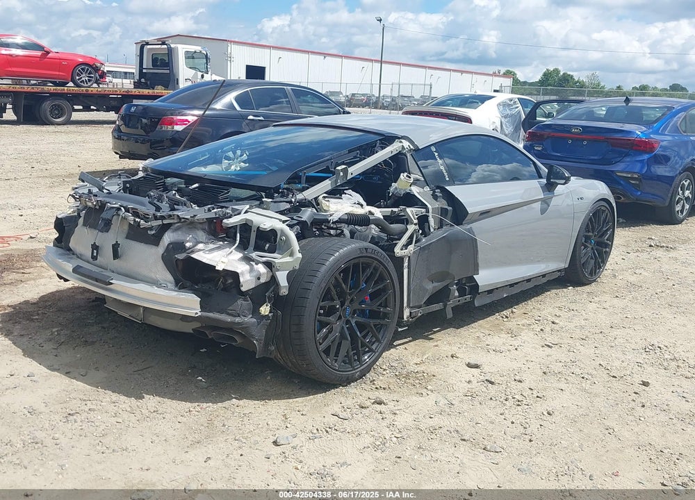 2018 AUDI R8 5.2 V10 PLUS VIN: WUAKBAFX9J7900159