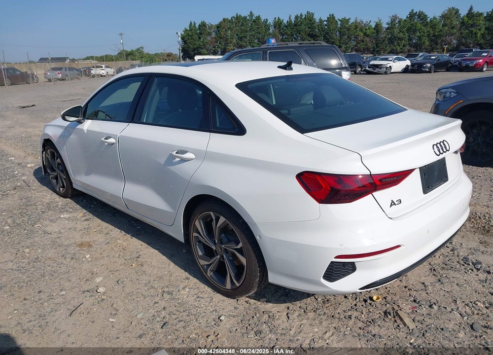 2022 AUDI A3 VIN: WAUAUDGY6NA096081