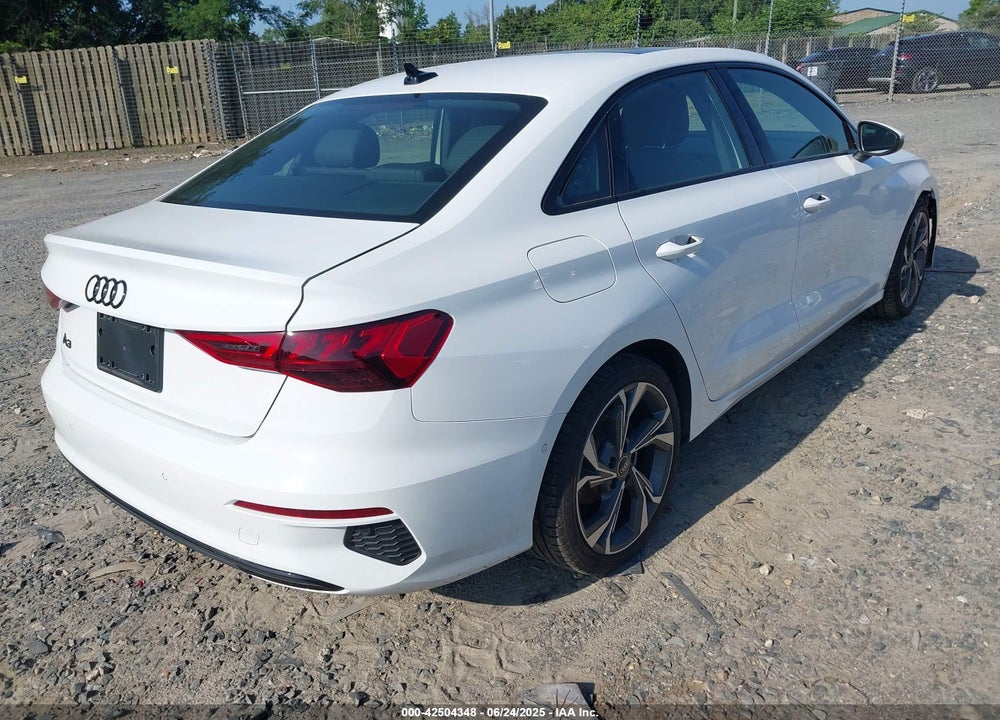 2022 AUDI A3 VIN: WAUAUDGY6NA096081
