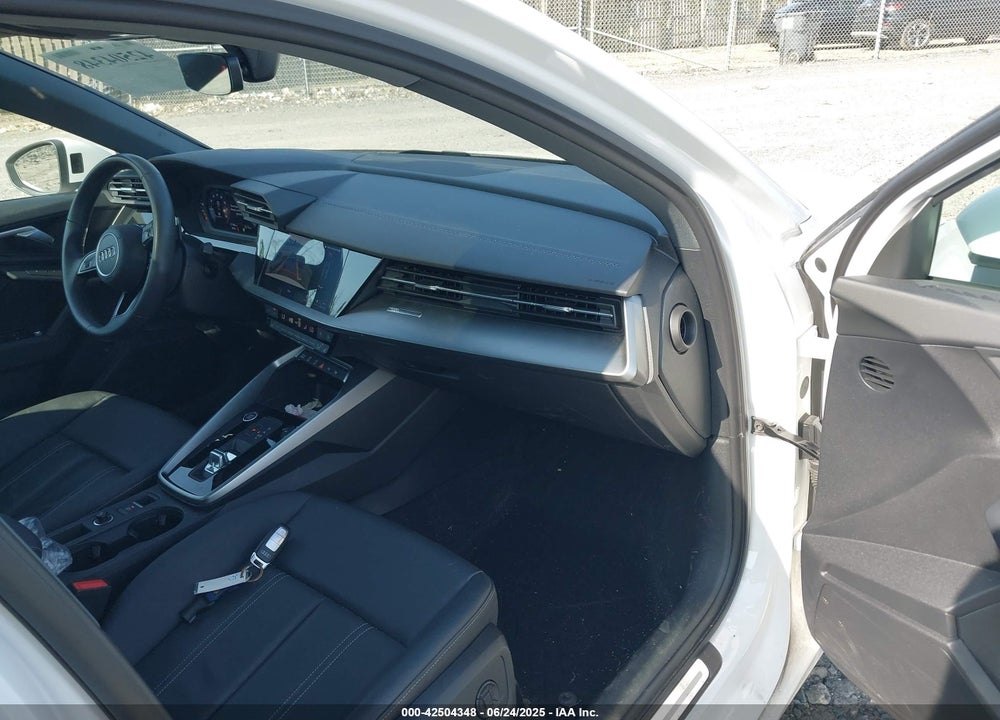 2022 AUDI A3 VIN: WAUAUDGY6NA096081
