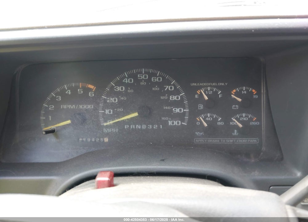 1996 GMC SIERRA K1500 VIN: 2GTEK19R3T1508298