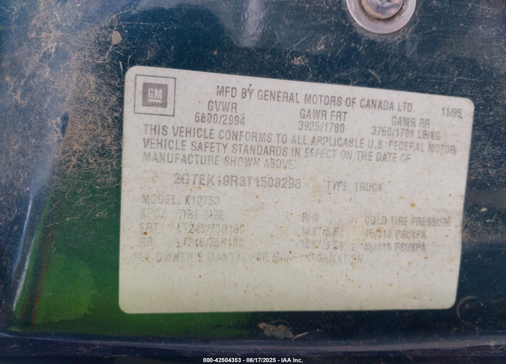 1996 GMC SIERRA K1500 VIN: 2GTEK19R3T1508298
