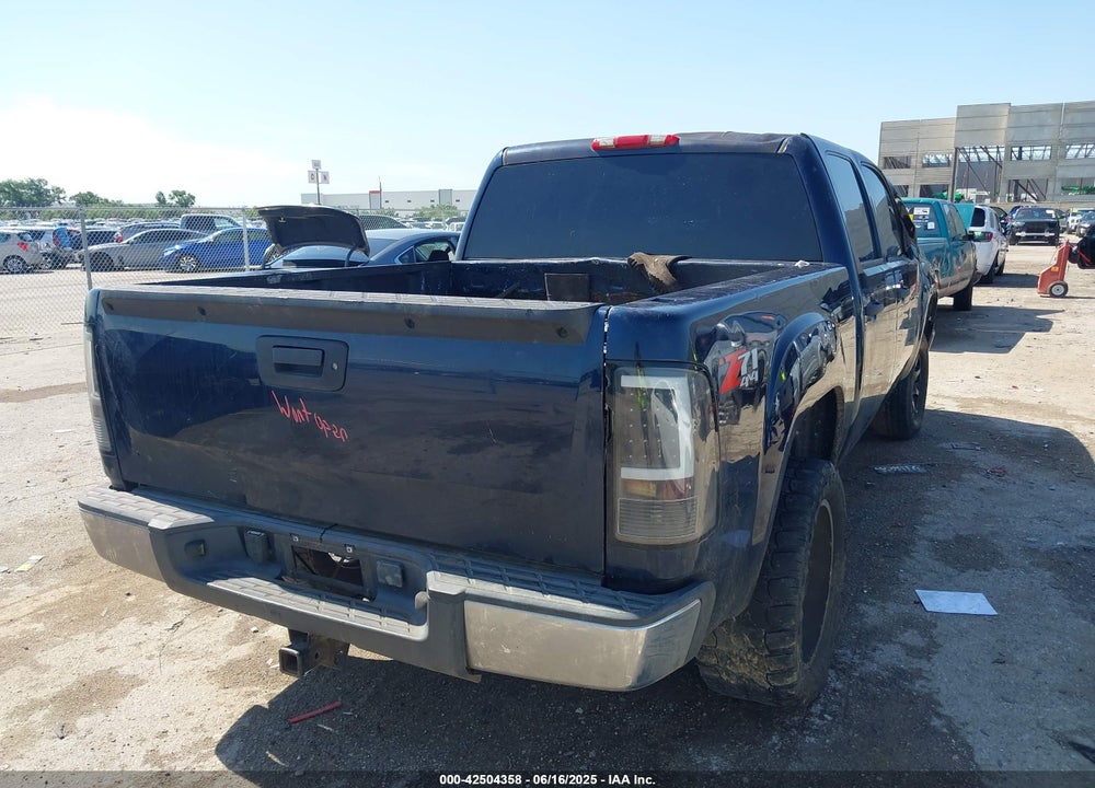 2007 GMC NEW SIERRA VIN: 2GTEK13MX71613195