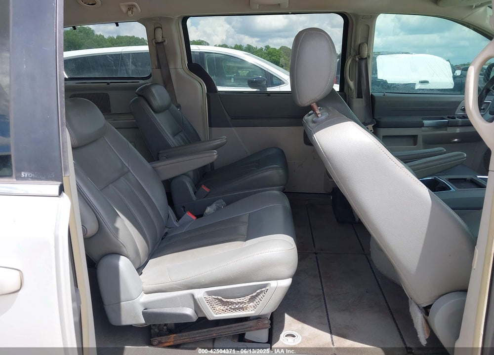 2008 CHRYSLER TOWN & COUNTRY TOURING VIN: 2A8HR54P48R844498
