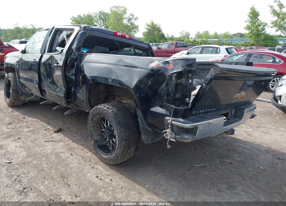2015 CHEVROLET SILVERADO 1500 VIN: 3GCUKREC3FG171977