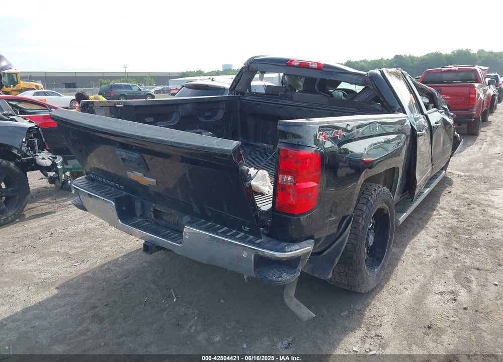 2015 CHEVROLET SILVERADO 1500 VIN: 3GCUKREC3FG171977