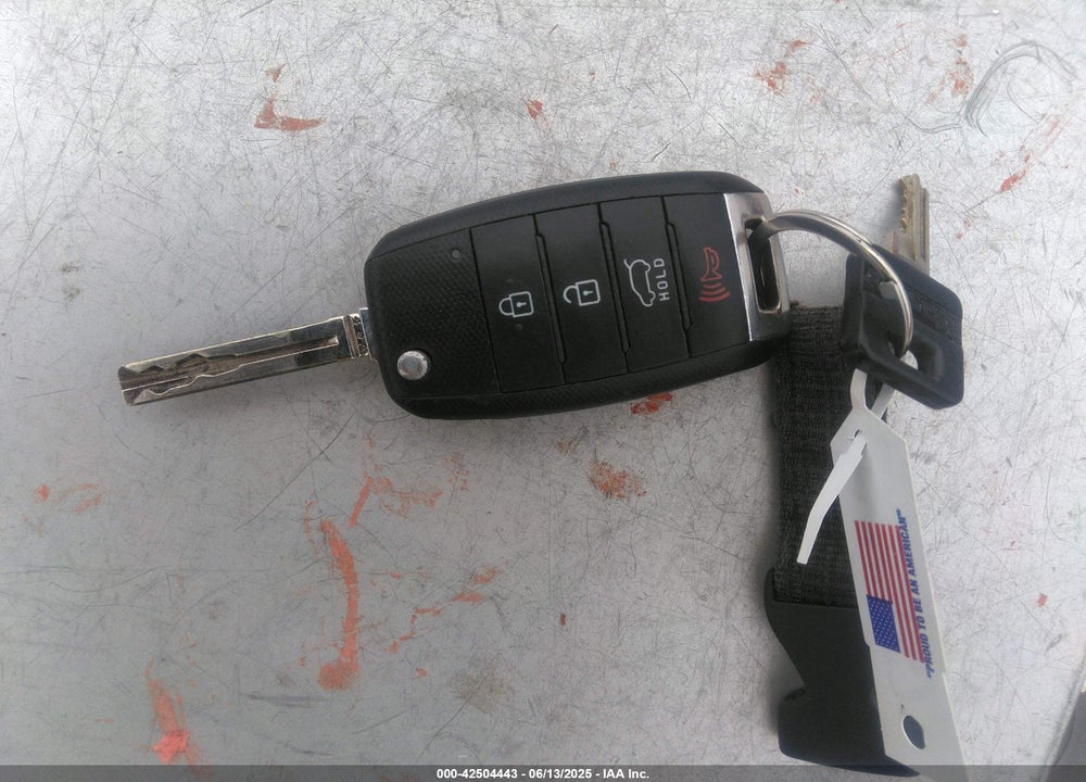 2015 KIA SPORTAGE VIN: KNDPBCAC7F7684497