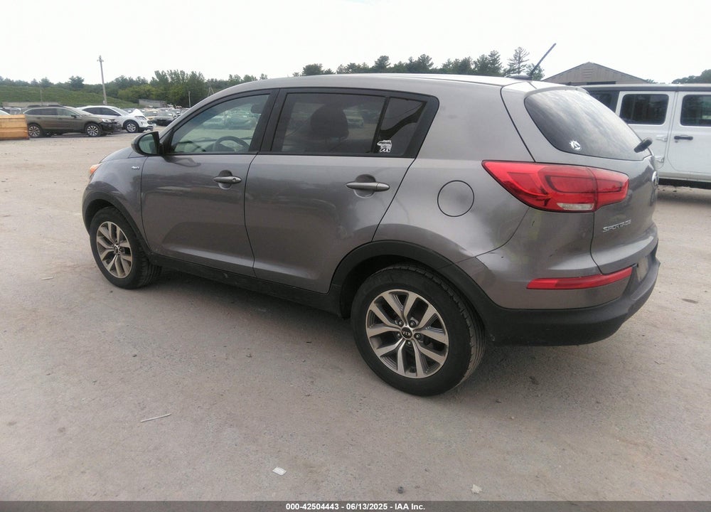 2015 KIA SPORTAGE VIN: KNDPBCAC7F7684497