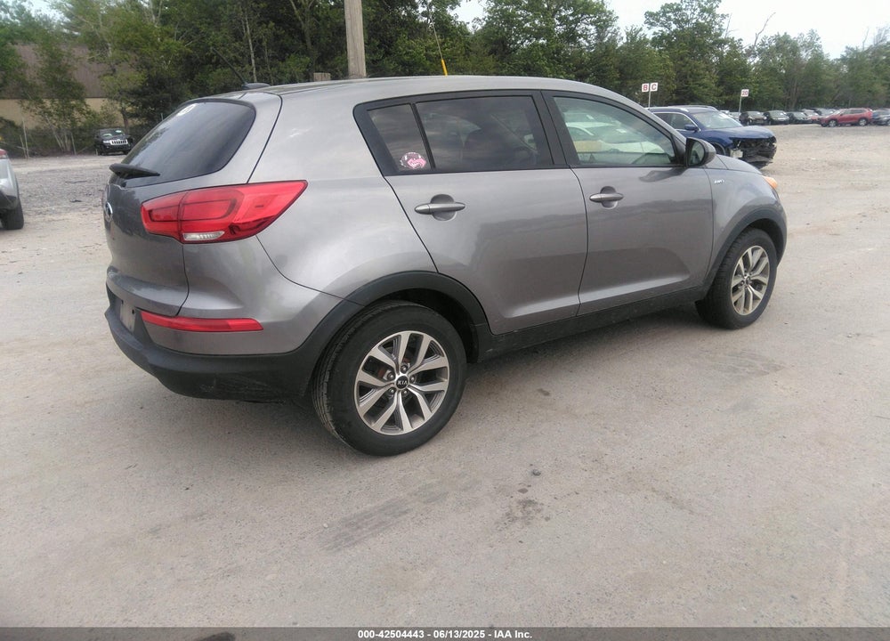 2015 KIA SPORTAGE VIN: KNDPBCAC7F7684497