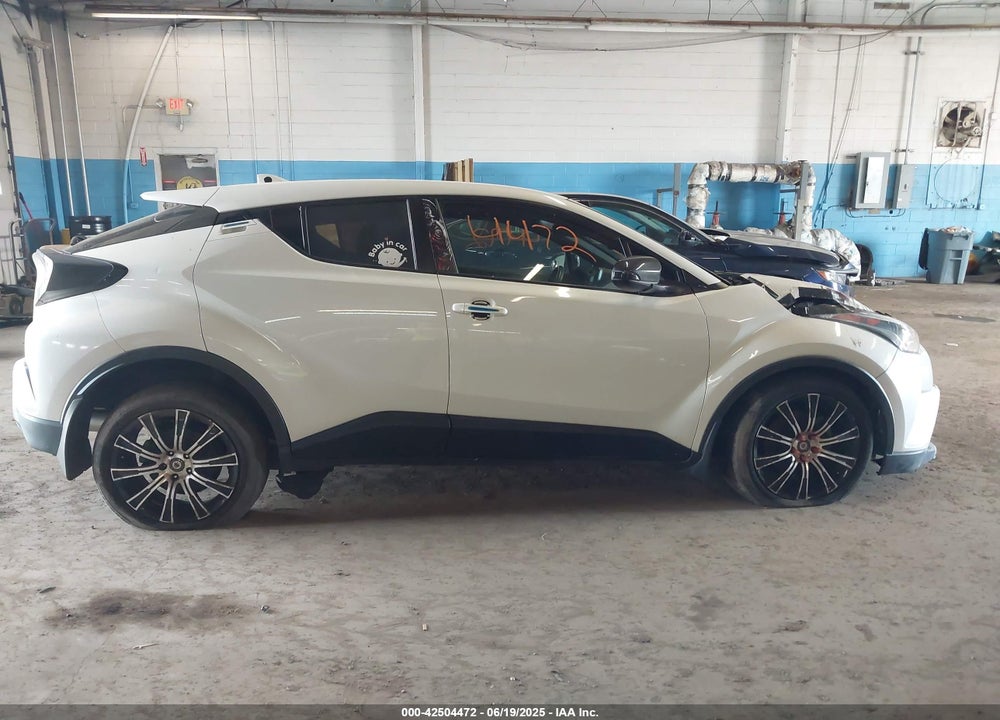 2018 TOYOTA C-HR VIN: NMTKHMBX6JR013402