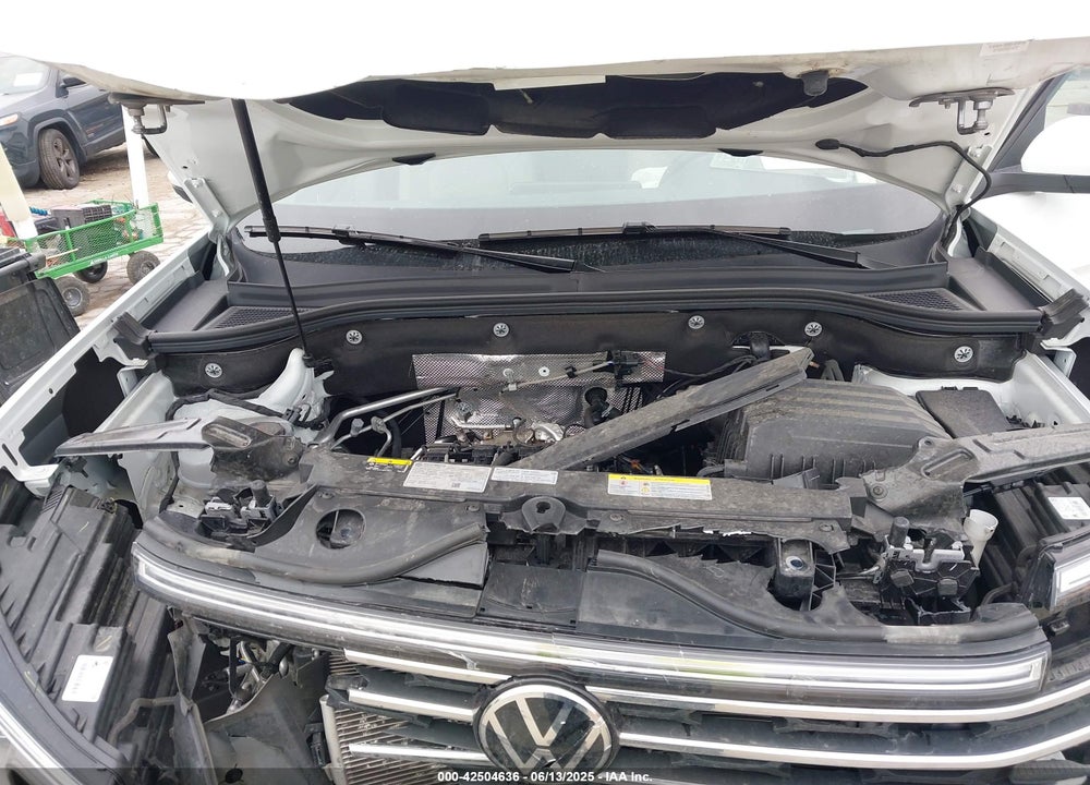 2024 VOLKSWAGEN ATLAS VIN: 1V2LR2CA4RC599269