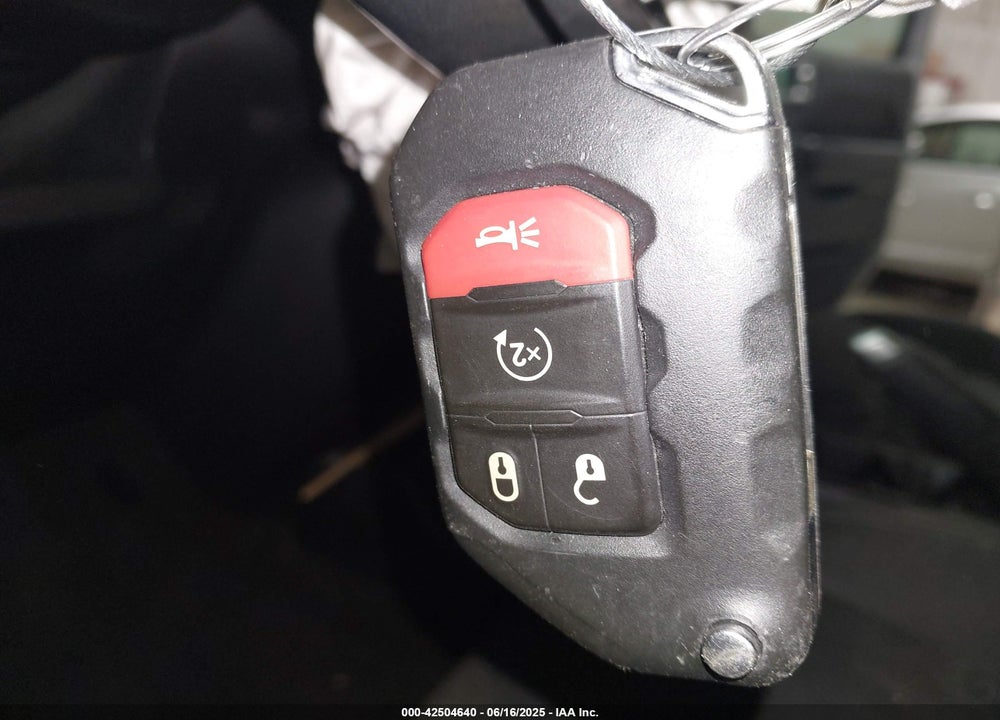 2018 JEEP WRANGLER UNLIMITED VIN: 1C4HJXDG2JW128965