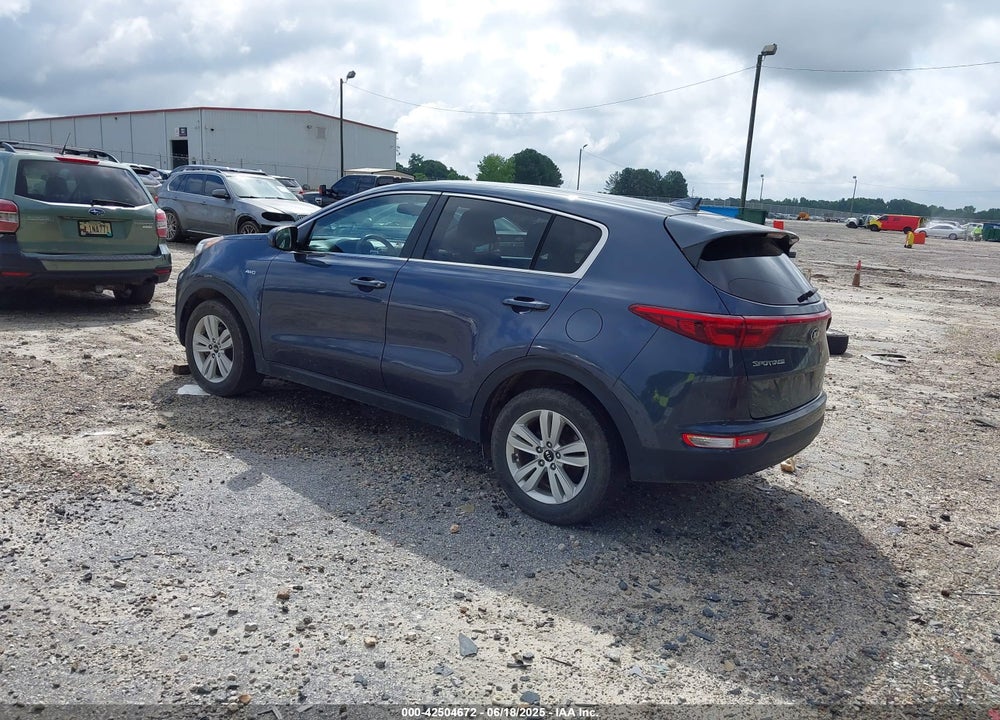 2017 KIA SPORTAGE VIN: KNDPMCACXH7243055
