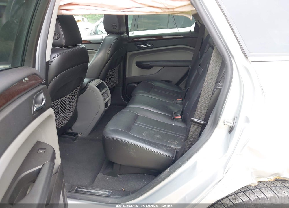 2011 CADILLAC SRX VIN: 3GYFNAEY4BS671967