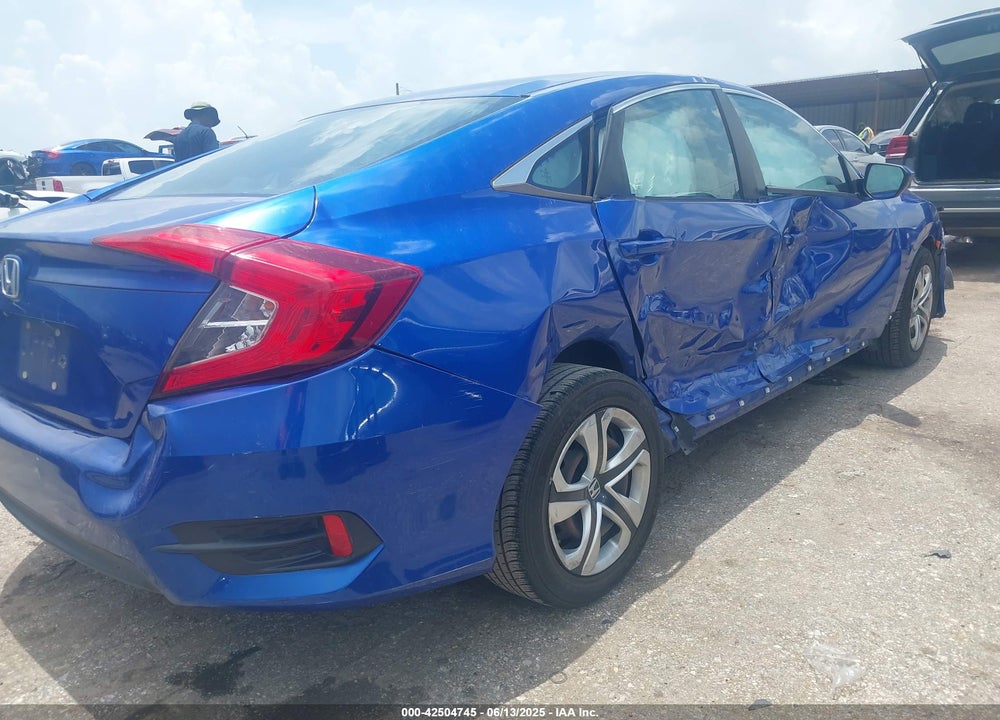 2018 HONDA CIVIC VIN: 2HGFC2F51JH594760