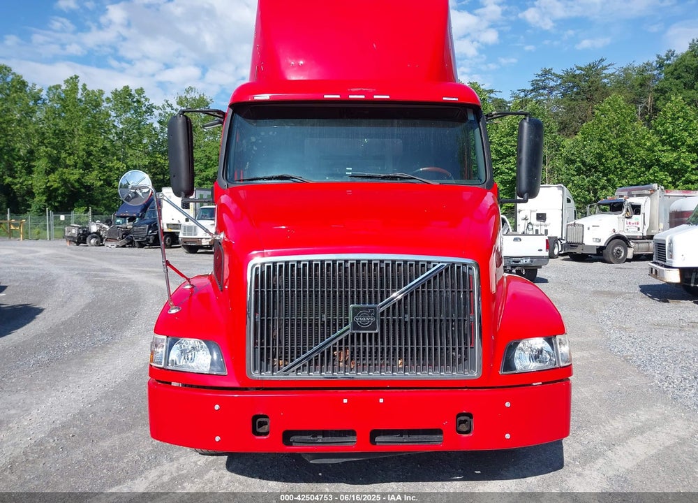 1999 VOLVO VN VIN: 4VG7DARH4XN765203