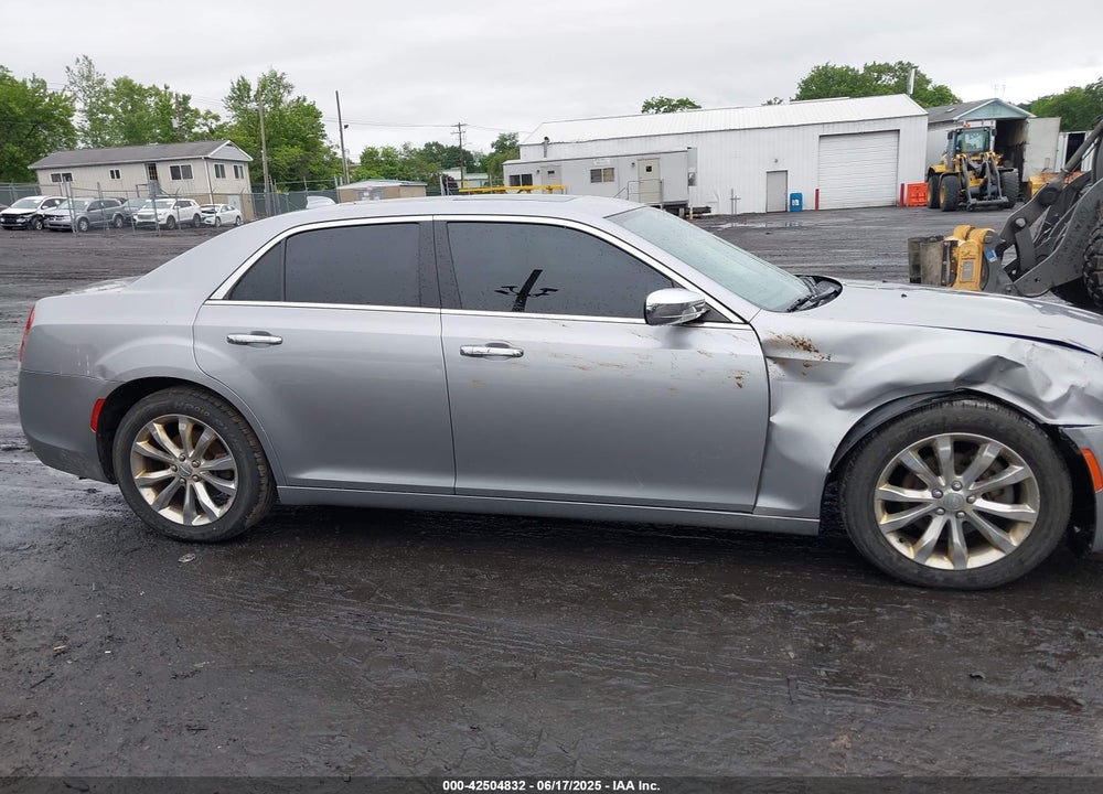 2017 CHRYSLER 300C VIN: 2C3CCAKG8HH651179