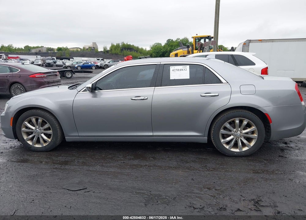 2017 CHRYSLER 300C VIN: 2C3CCAKG8HH651179