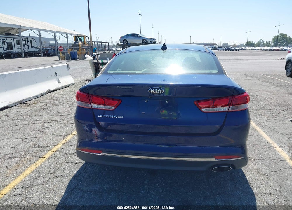 2016 KIA OPTIMA VIN: 5XXGT4L35GG088782