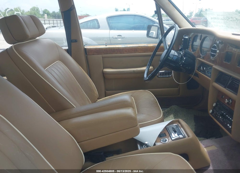 1986 ROLLS-ROYCE SILVER SPUR VIN: SCAZN42A5GCX14809