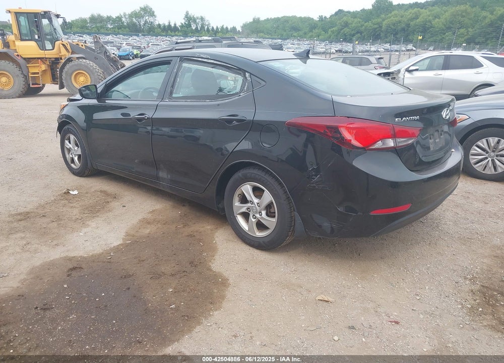 2015 HYUNDAI ELANTRA VIN: 5NPDH4AE4FH600978