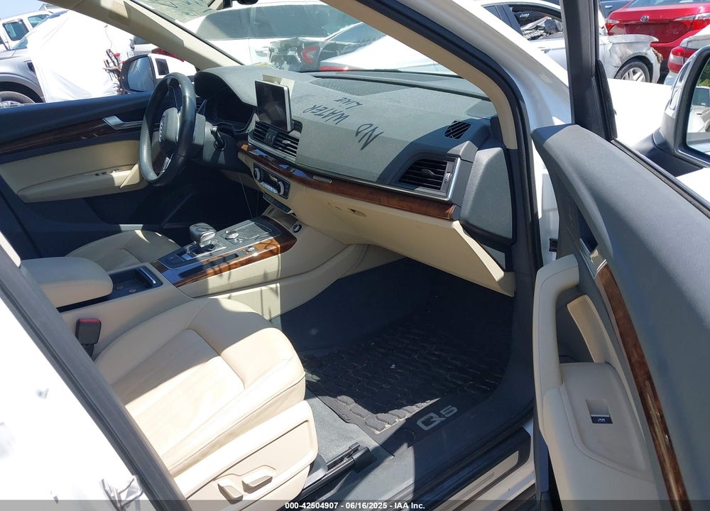 2018 AUDI Q5 VIN: WA1BNAFY0J2007298