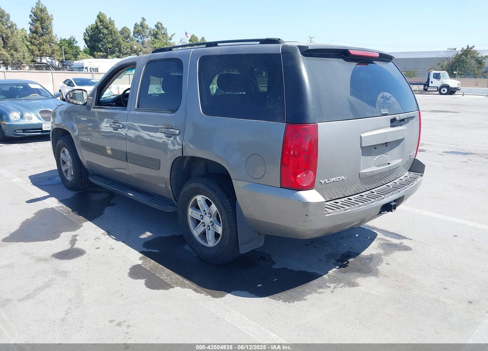 2007 GMC YUKON VIN: 1GKFC13J97R187132