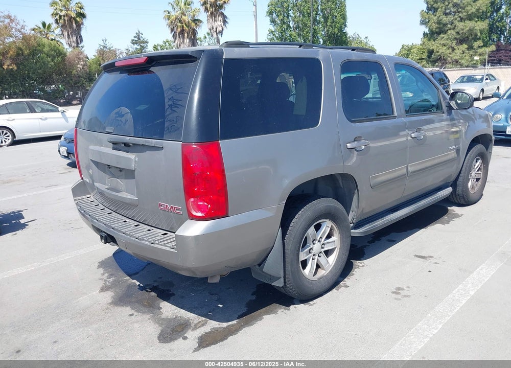2007 GMC YUKON VIN: 1GKFC13J97R187132
