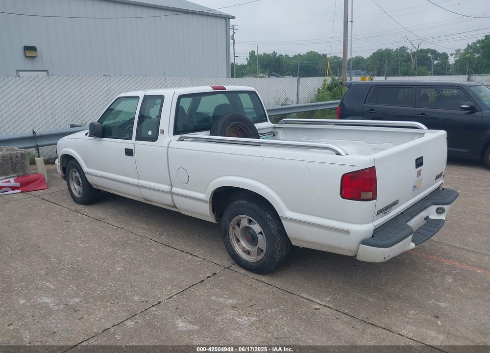 1999 GMC SONOMA SLS VIN: 1GTCS1949X8506831