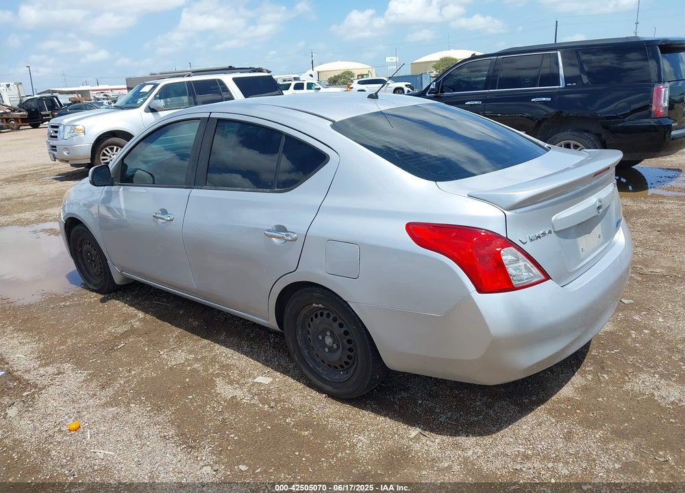 2013 NISSAN VERSA 1.6 SV VIN: 3N1CN7AP8DL862459