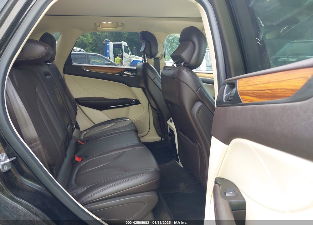 2015 LINCOLN MKC VIN: 5LMTJ2AH4FUJ03328